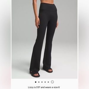 LULULEMON Groove Super-High-Rise Flared Pant
